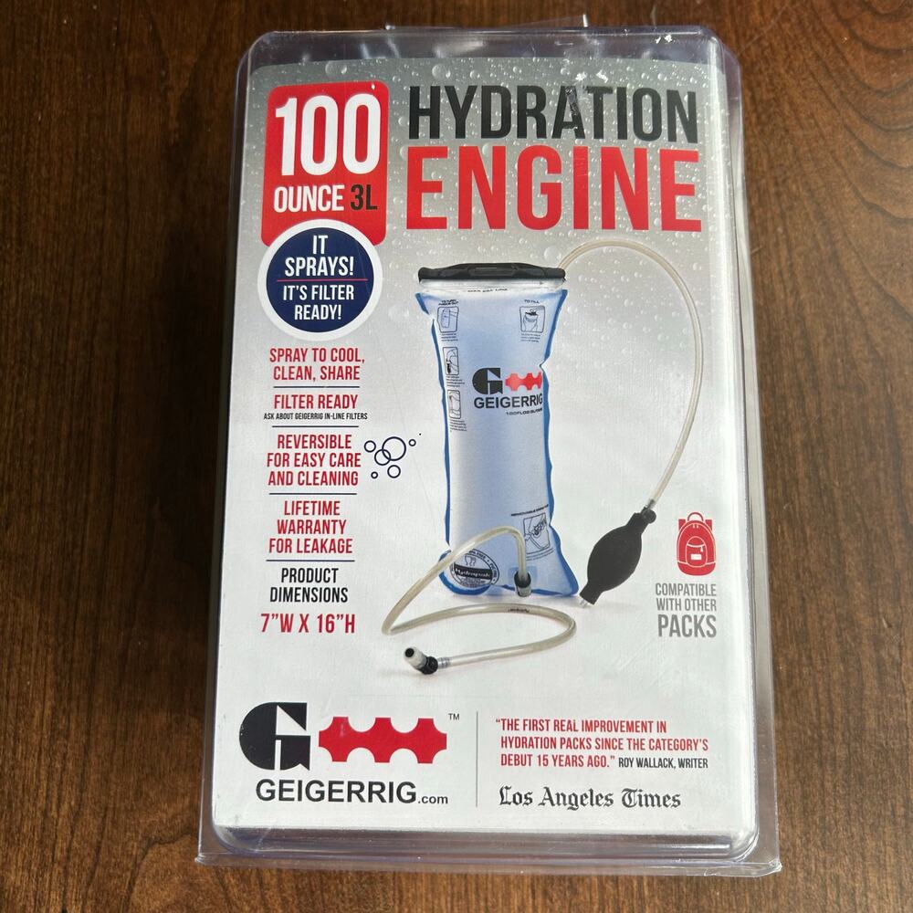GEIGERRIG Hydration Engine Pack 3 Liter 100oz Reservoir Spray Hike Backpack NEW